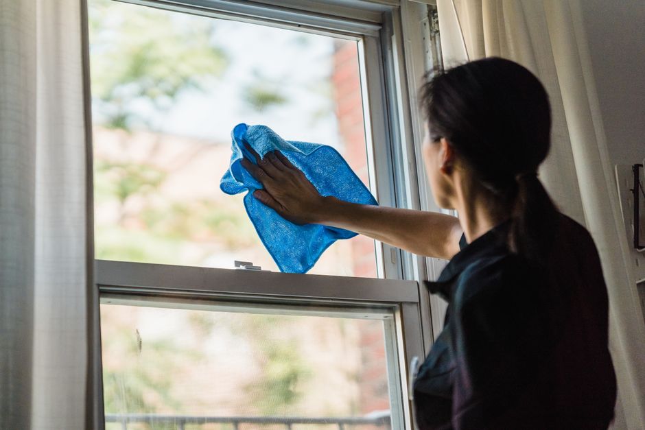 Limpieza de ventana de aluminio