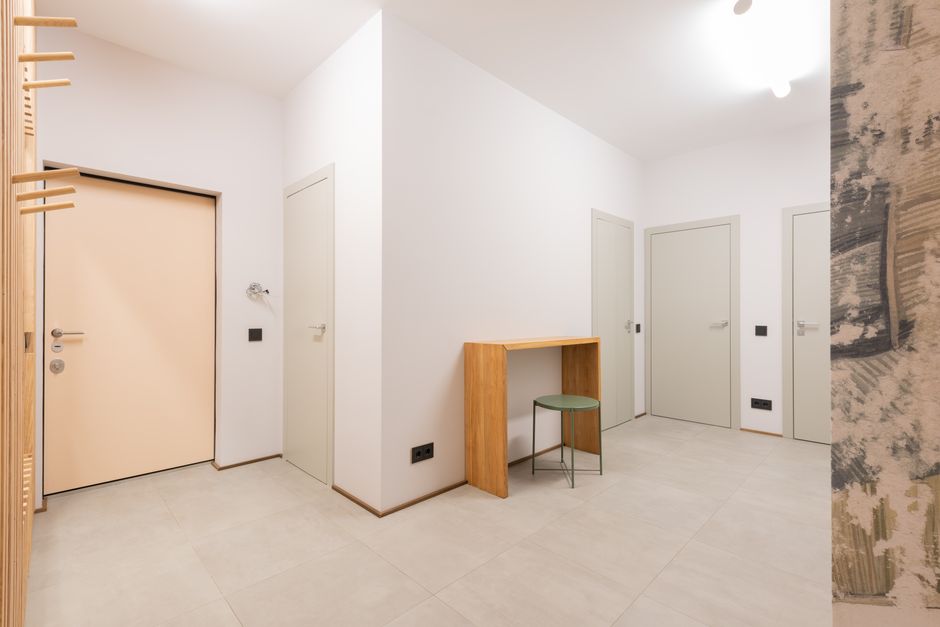 Puerta interior minimalista
