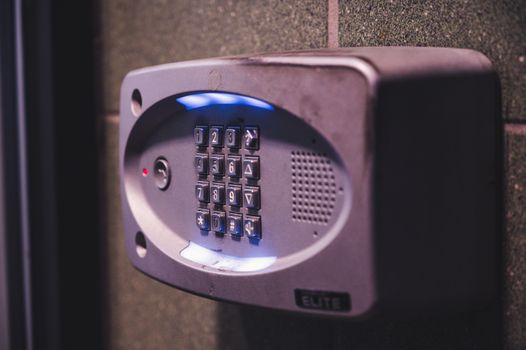 Cerradura electrónica con teclado